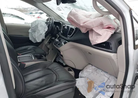 2018 Chrysler Pacifica Hybrid Limited z USA, uszkodzony, nr VIN 2C4RC1N77JR364563